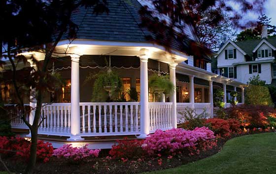 Orlando Landscape Lighting installation around gazebo